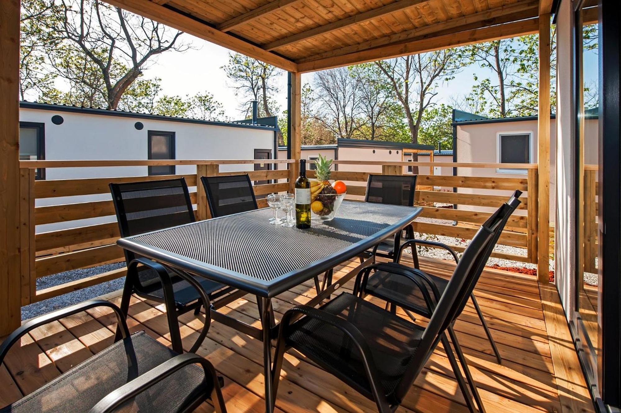 Eurocamp Mobile Homes At Campsite Puntica فونتانا المظهر الخارجي الصورة